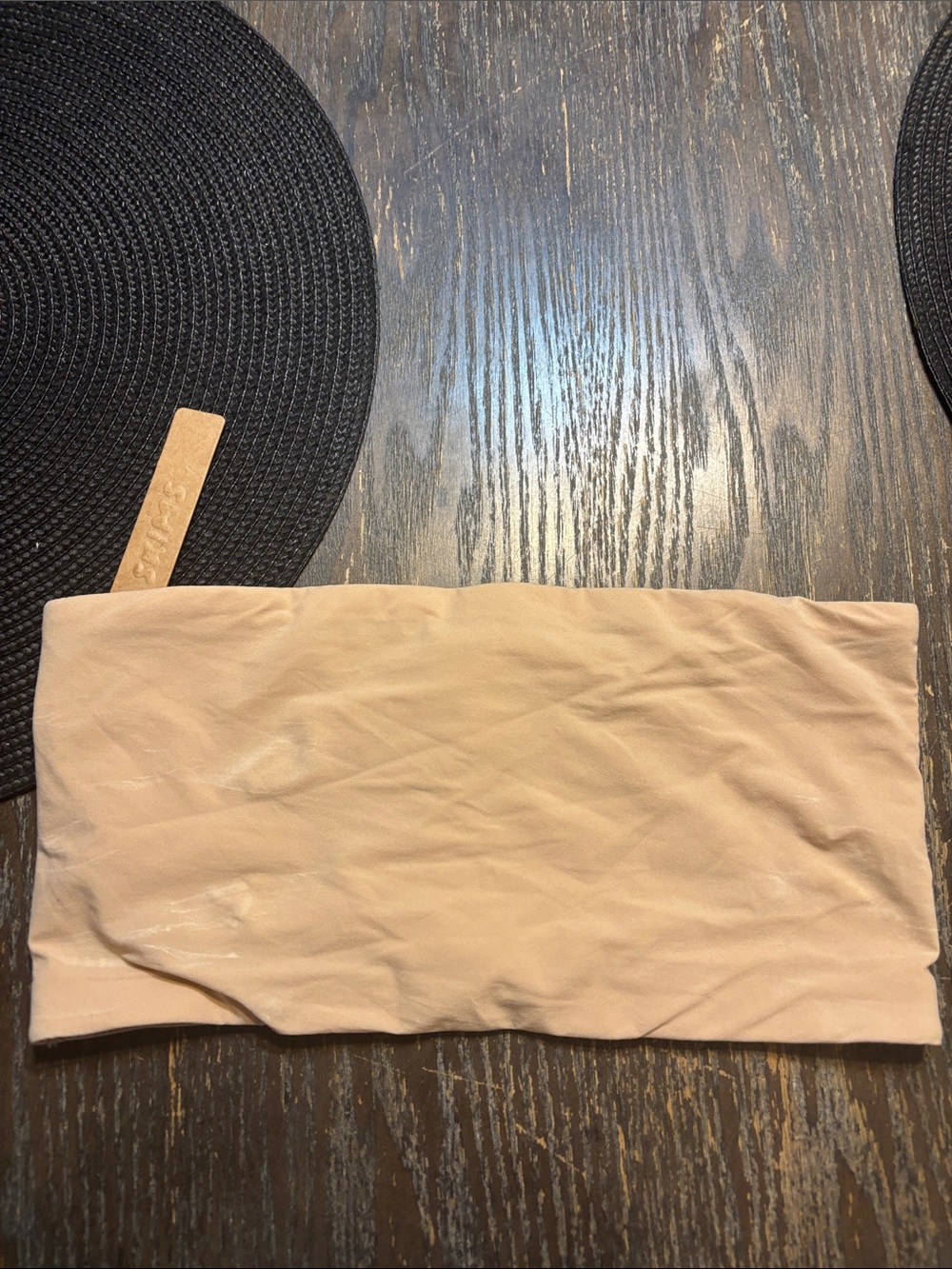 SKIMS Fits everybody Bandeau small clay ( discoloration on front)